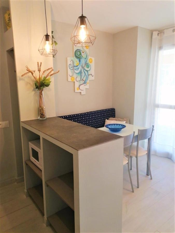 Apartamento 19 Eurosol A 200 Metros Carihuela توريمولينوس المظهر الخارجي الصورة